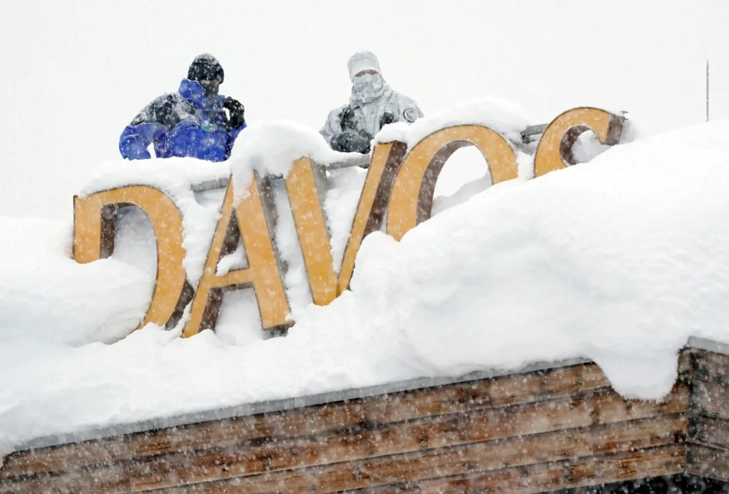 Snipers hold their position on the roof of a hotel during the World Economic Forum annual meeting in Davos, Switzerland January 22, 2018. (Reuters)