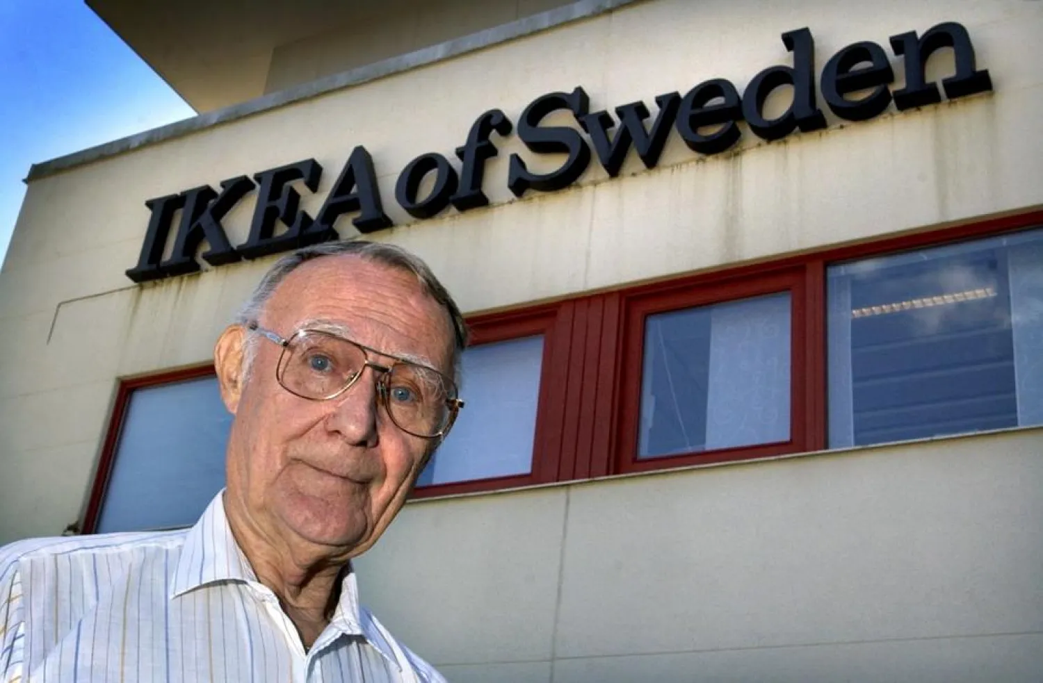 Ingvar Kamprad, founder of Swedish multinational furniture retailer IKEA, is seen at company's head office in Almhult, Sweden August 6, 2002. TT News Agency/Claudio Bresciani via REUTERS/File photo