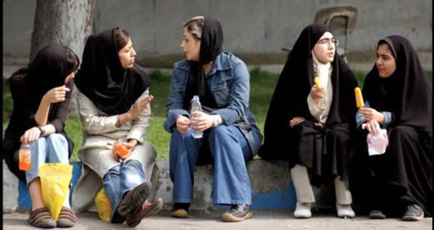 من مظاهر الحجاب في إيران.