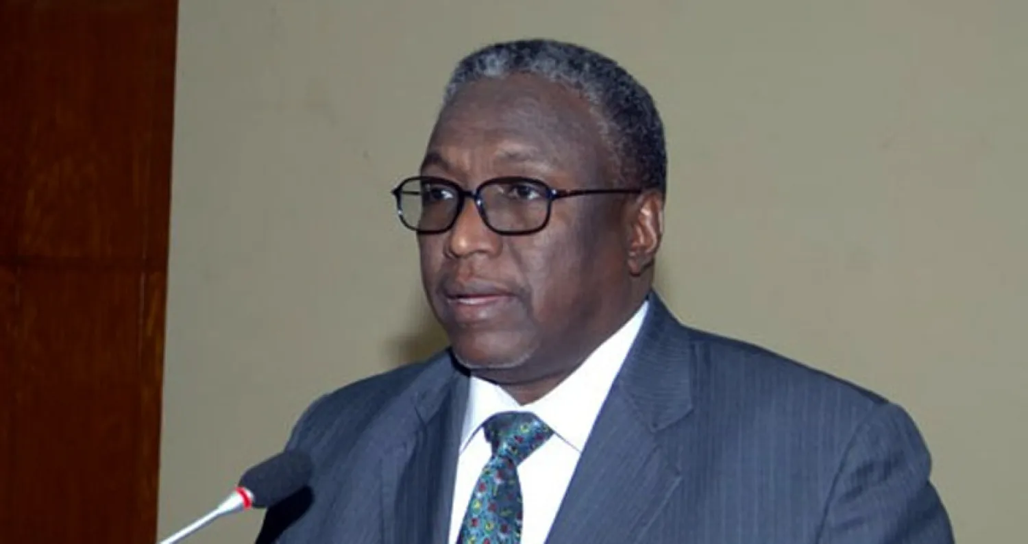 نائب البشير يخشى تفجر الأوضاع بسبب تزايد أعداد اللاجئين