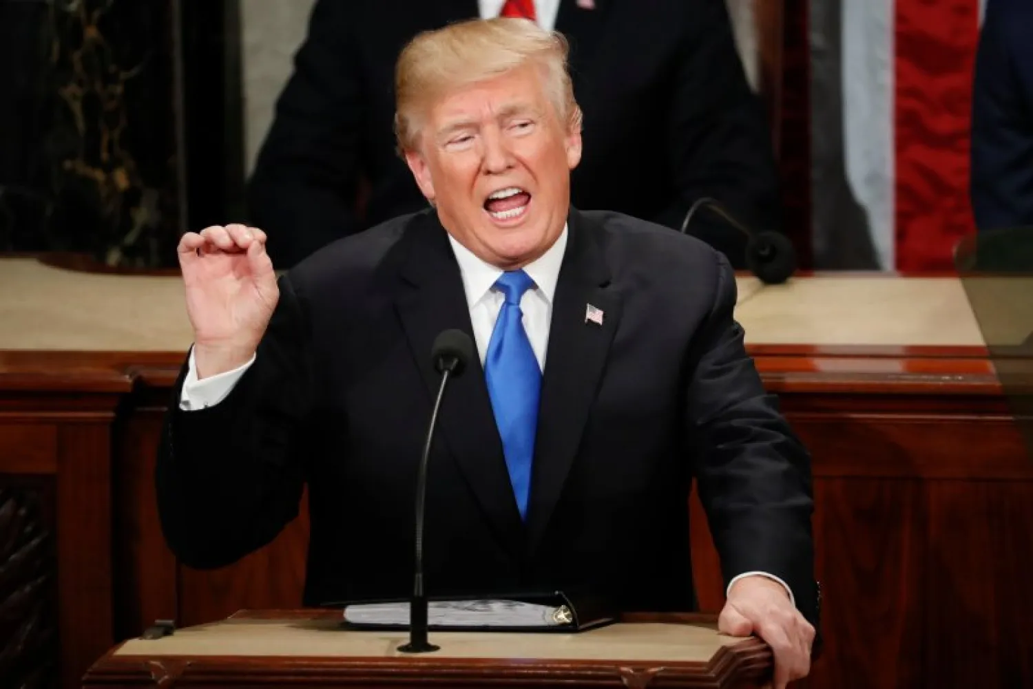 US President Donald Trump delivers his State of the Union address to a joint session of Congress on Capitol Hill in Washington, Tuesday, Jan. 30, 2018. (AP Photo/Pablo Martinez Monsivais) 
