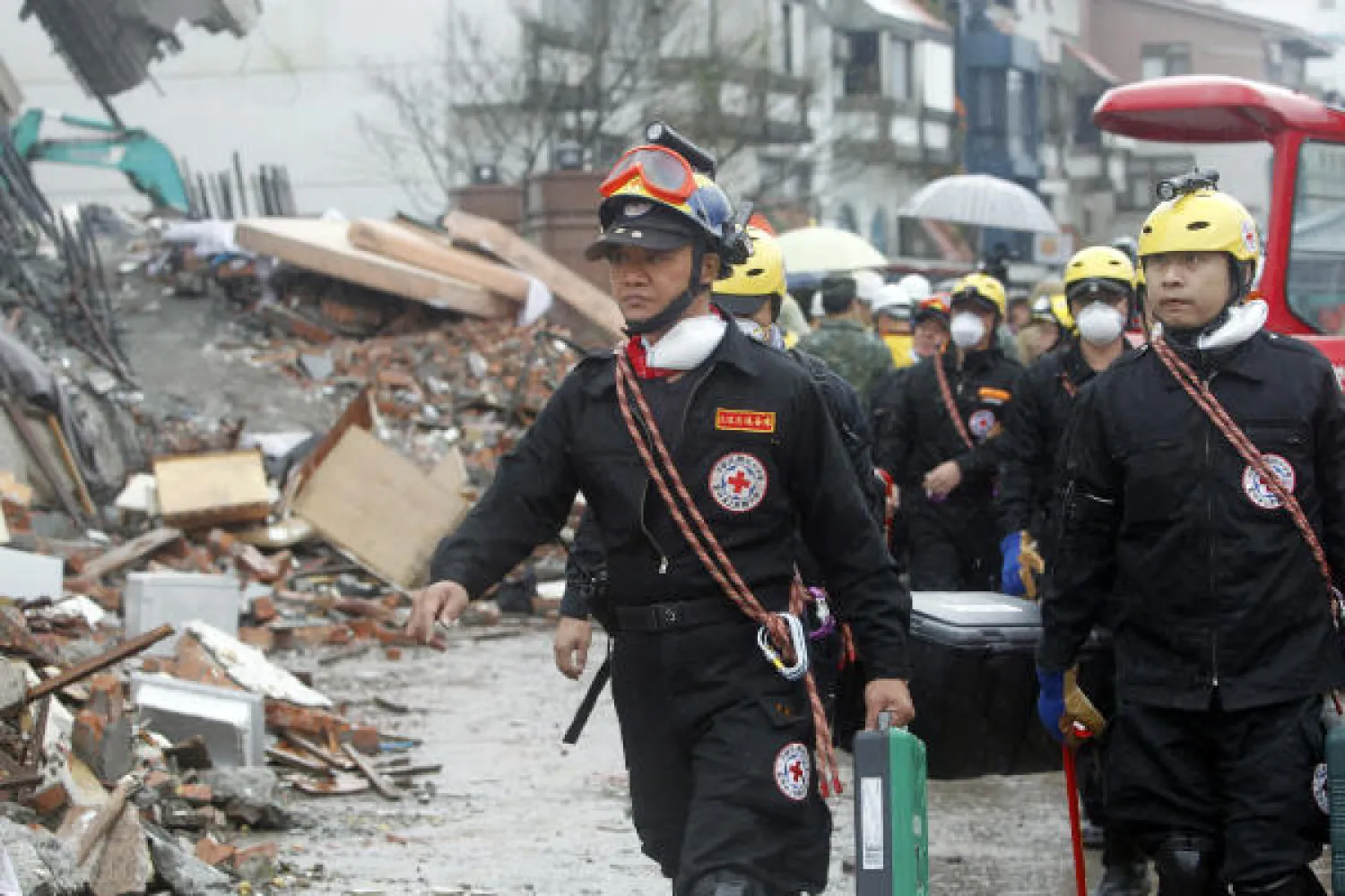 يأتي الانهيار الأرضي جنوب الصين بعد 24 ساعة من زلزال ضرب تايوان وأودى بحياة 10 أشخاص. (ا.ب)
