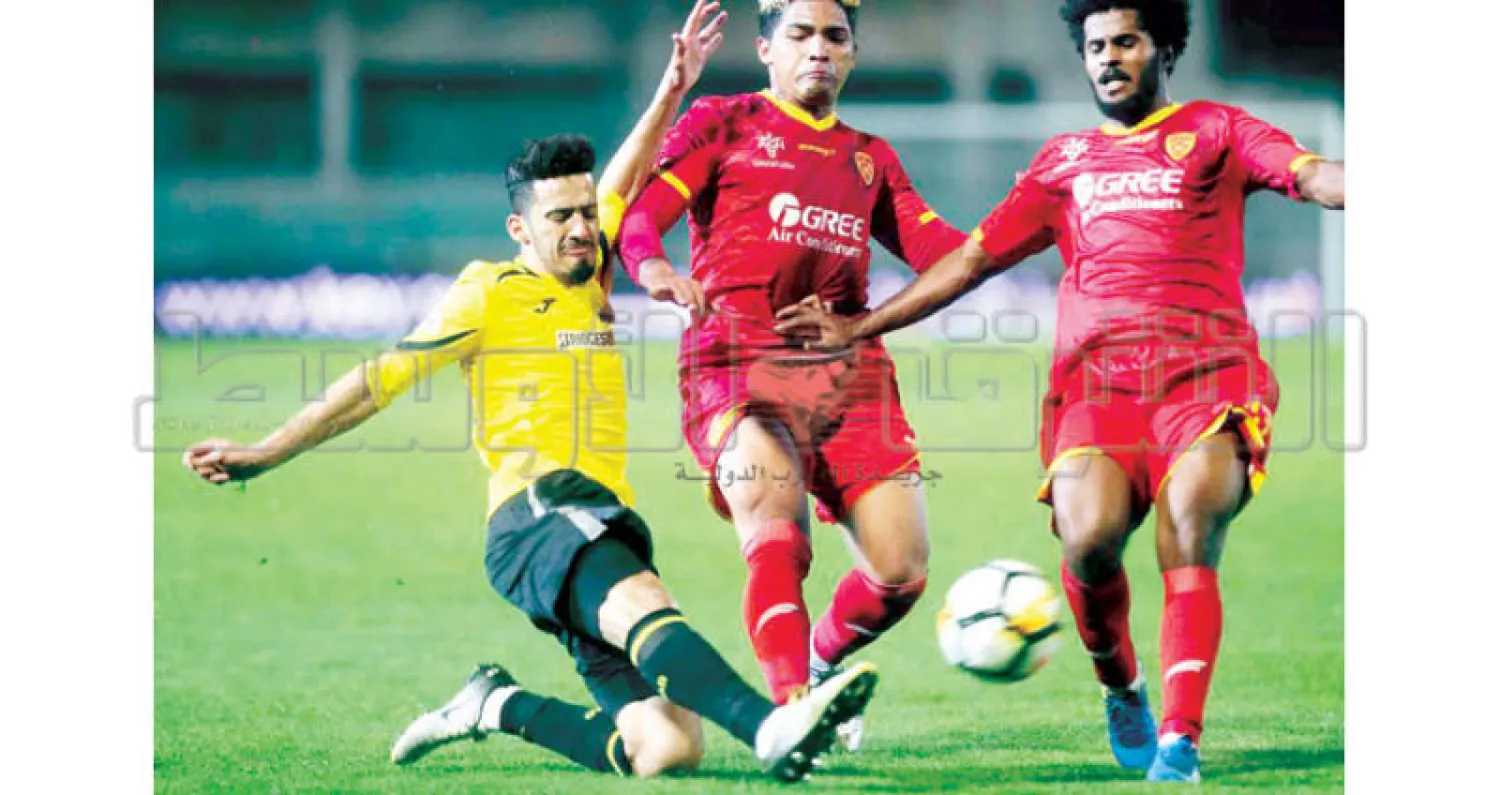 من مواجهة القادسية والاتحاد أمس  (تصوير: عيسى الدبيسي)