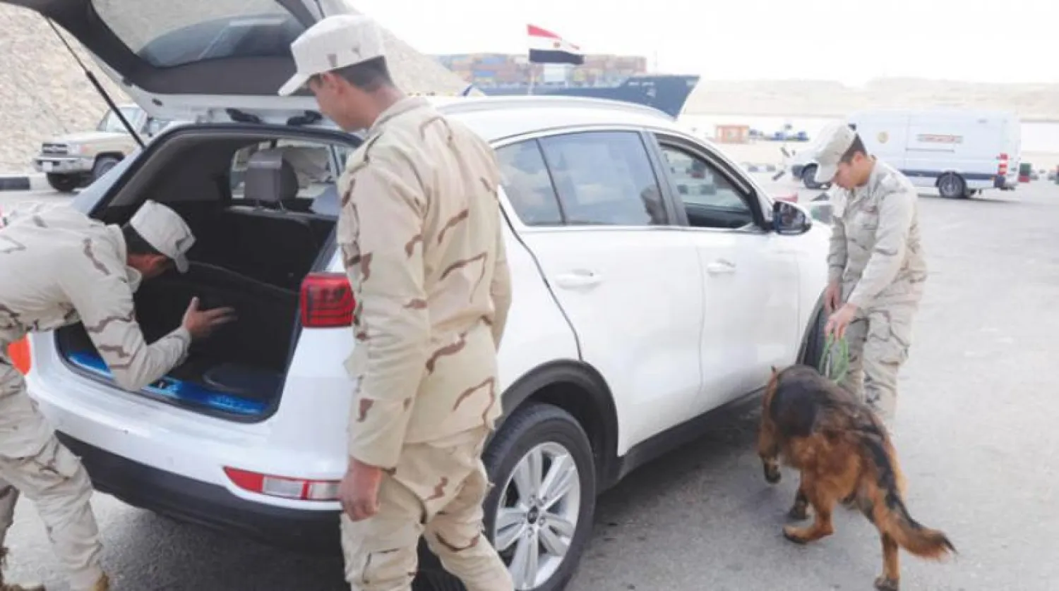 Army soldiers search a car as part of the “Operation Sinai 2018” (Asharq Al-Awsat)
