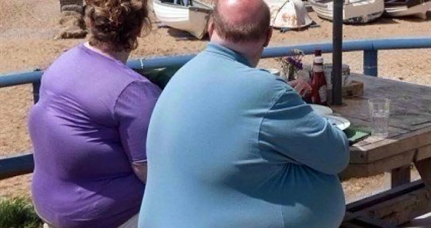 ربع البشرية بدناء