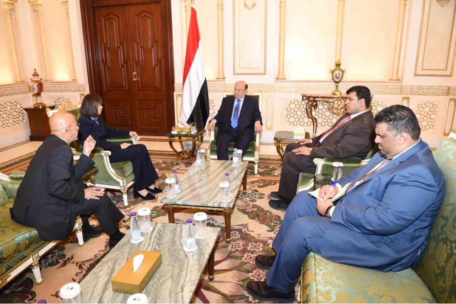 President Hadi held meeting Monday with US diplomat Ana Escrogima/Saba news agency