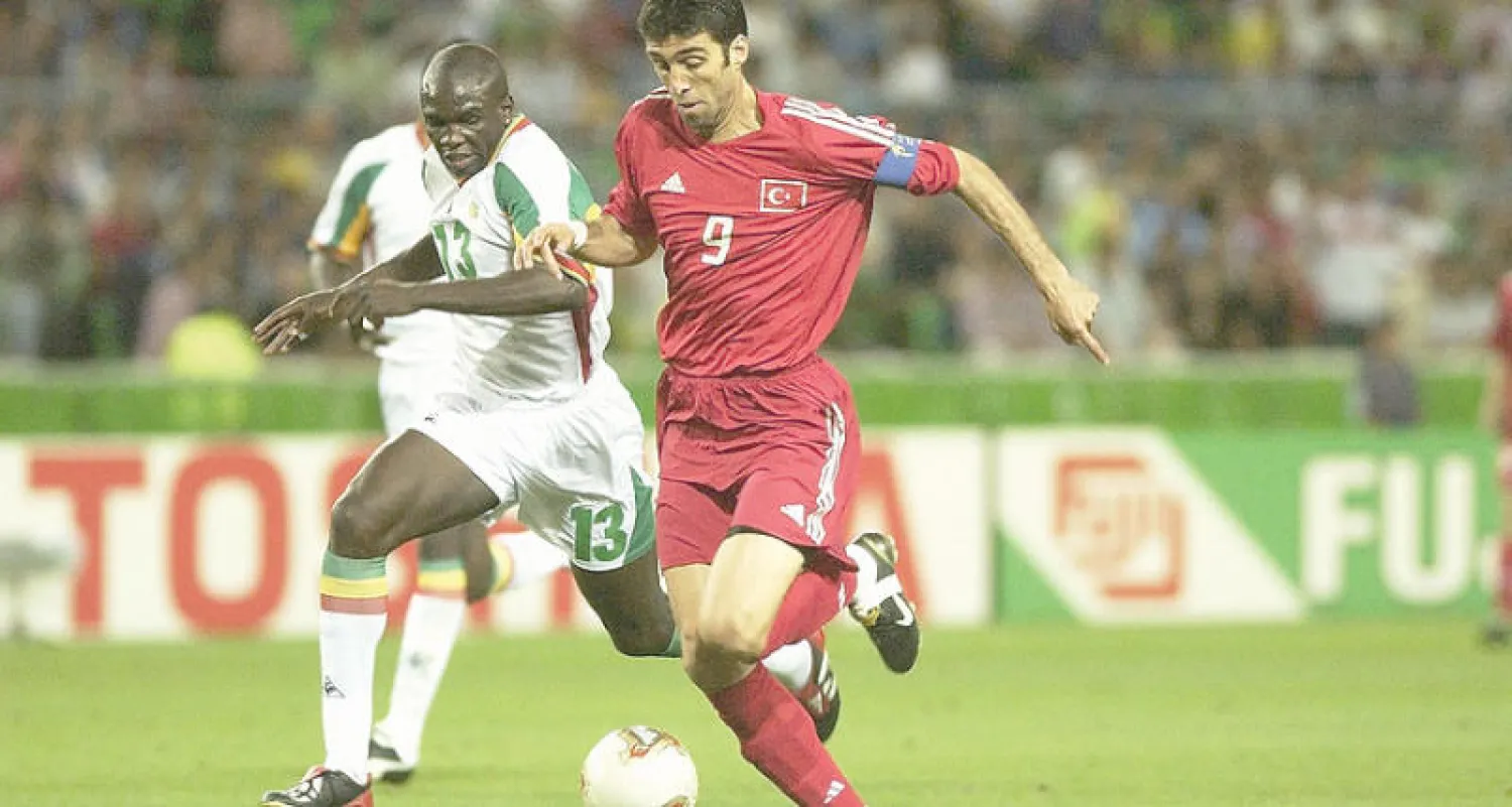 شوكور حقق شهرة كبيرة في مونديال 2002 وسجل أسرع هدف في بطولة دولية في شباك الدولة المضيفة كوريا الجنوبية («الشرق الأوسط»)