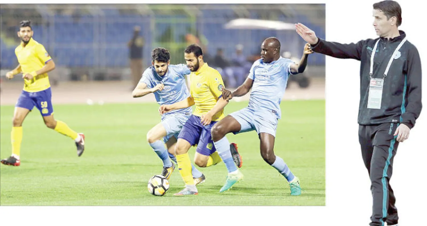 الروماني سيبريا مدرب الباطن - جانب من مواجهة فريقي النصر والباطن التي انتهت بثلاثية نظيفة للأخير (تصوير: عبد العزيز النومان)