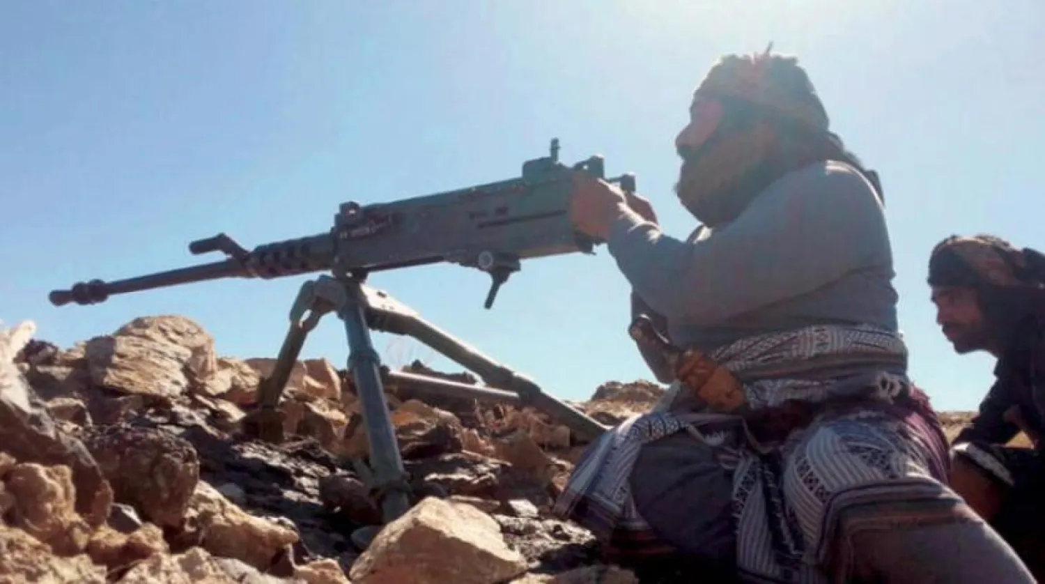 National Army soldier at the front of Nita east of the province of Al Bayda, Asharq Al-Awsat