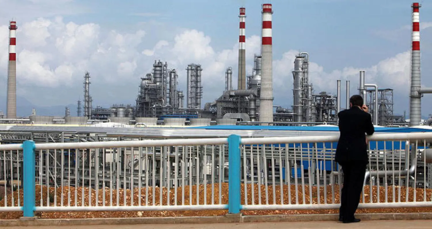 أحد مصافي التكرير في مقاطعة غواندونغ الصينية (رويترز)