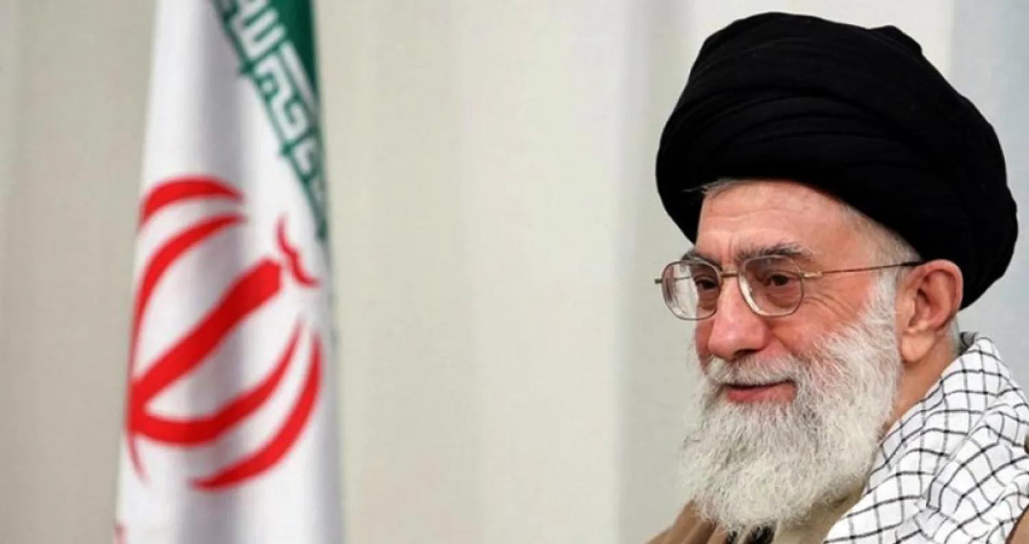 خامنئي يحذر من اتساع الاحتجاجات العمالية في إيران