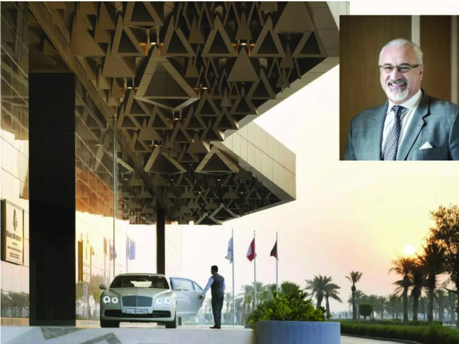 فندق فورسيزنز الكويت برج الشايع ويظهر في الاطار مدير عام الفندق  ديديه جاردان