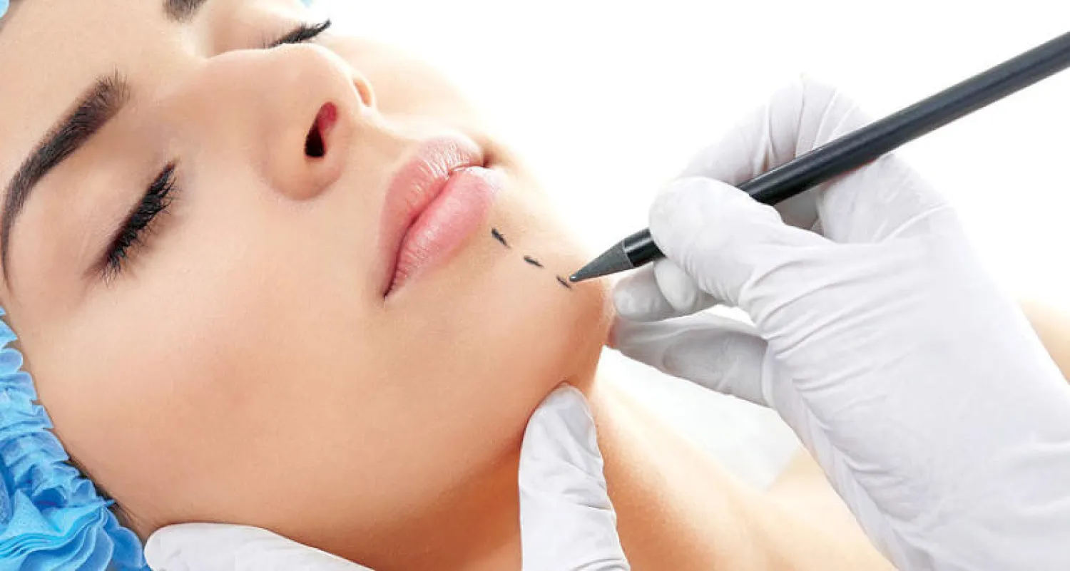 الأميركيون يتوجهون نحو طرق مبتكرة لجراحات التجميل