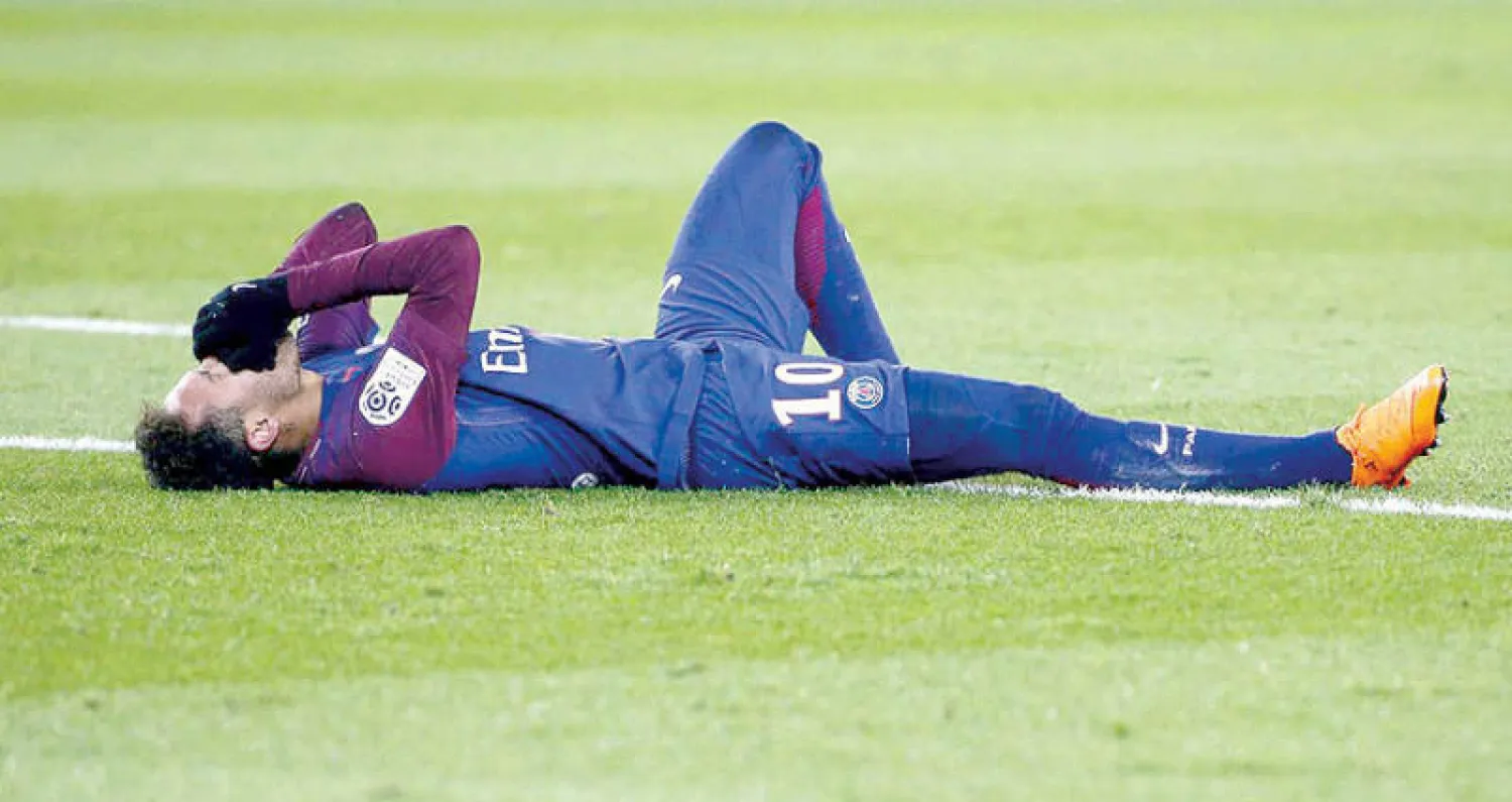 نيمار بعد إصابته في مواجهة مارسيليا