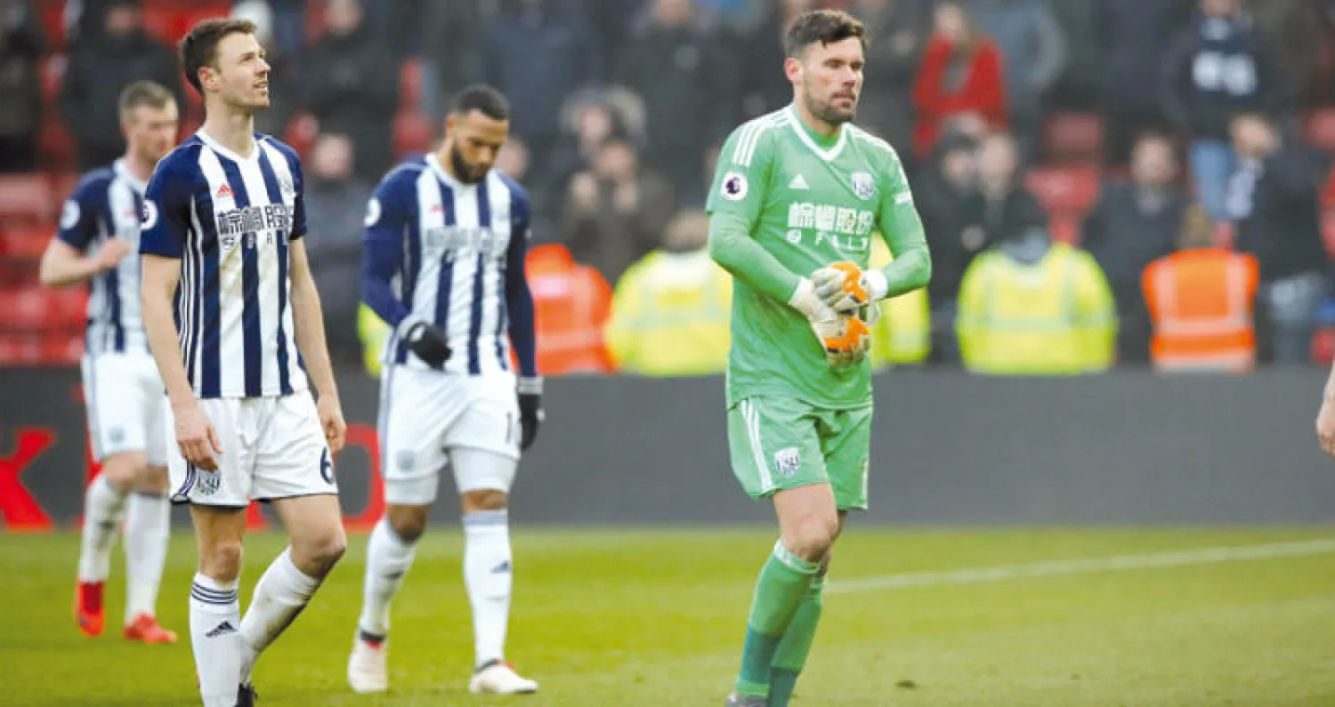 لاعبو وست بروميتش والشعور باقتراب السقوط (رويترز)