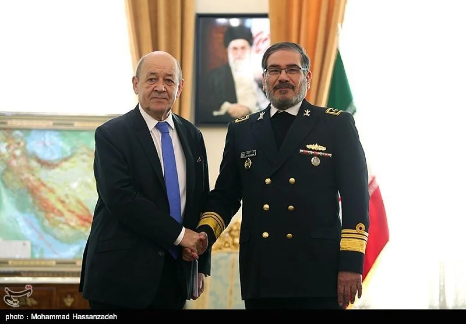 علي شمخاني أمين عام مجلس الأمن القومي الايراني مع وزير الخارجية الفرنسي جان إيف لودريان (تسنيم)