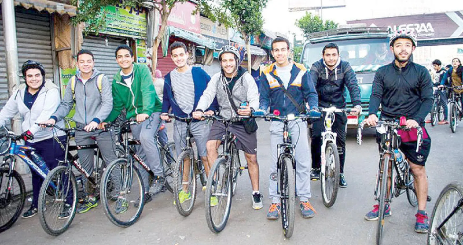 مشاركون في جولة ركوب الدراجات بالقاهرة