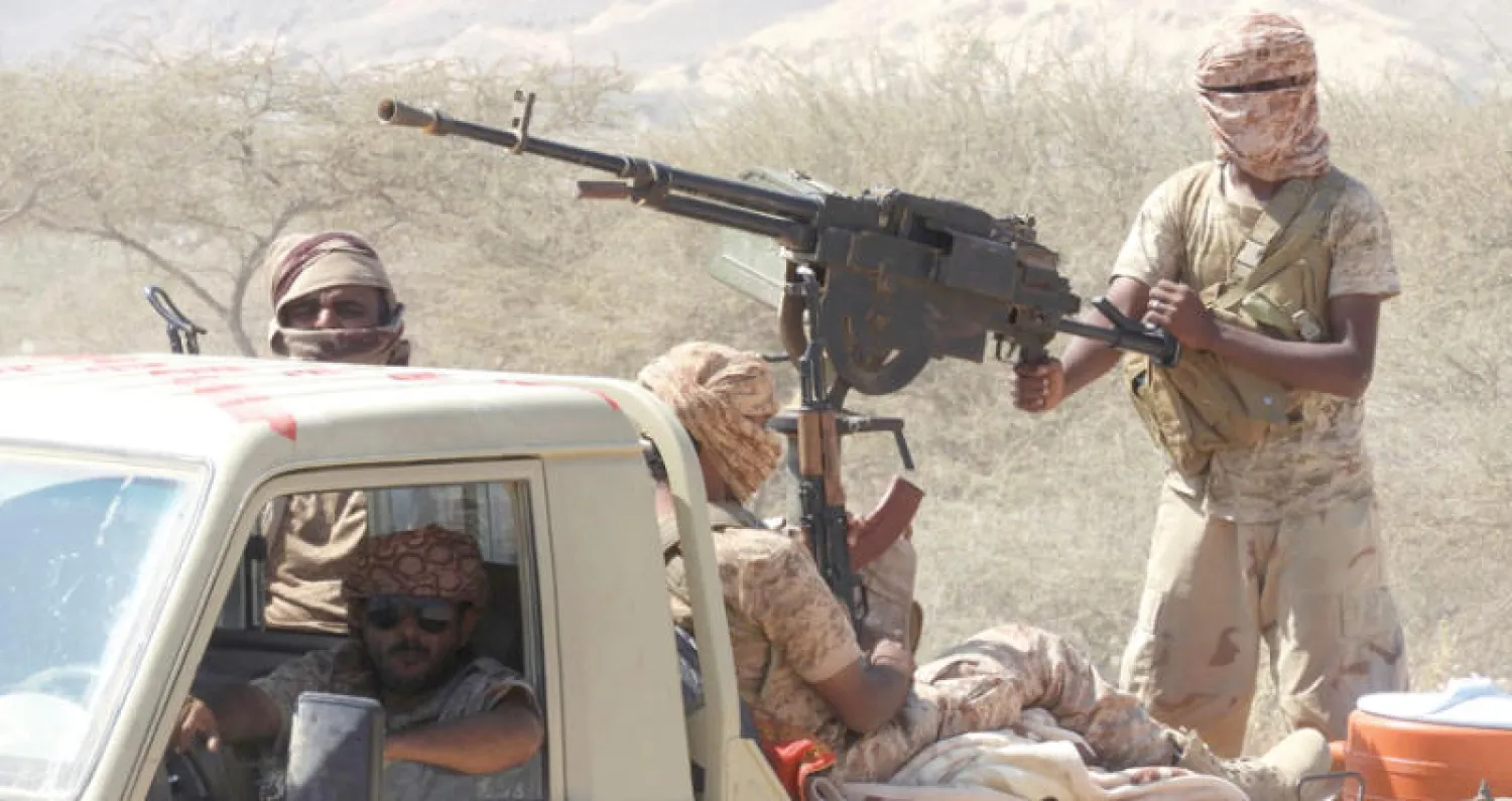 مقاتلون دربهم وجهزهم تحالف دعم الشرعية في اليمن لدى ملاحقتهم عناصر القاعدة في حضرموت نهاية فبراير الماضي (غيتي)