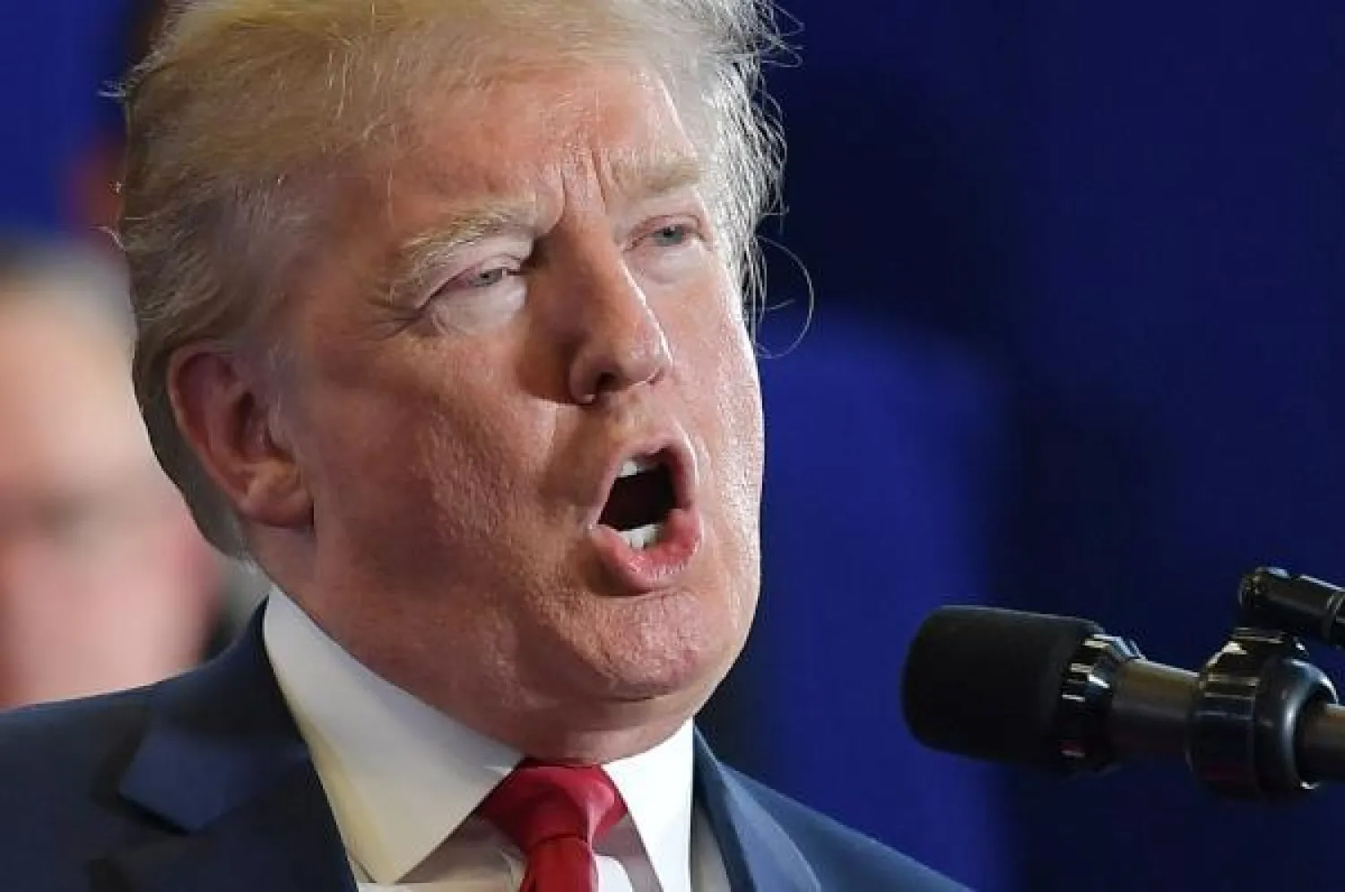 ترمب: نتعهد بمحاسبة ومساءلة الحرس الثوري والنظام الإيراني (ا.ف.ب)