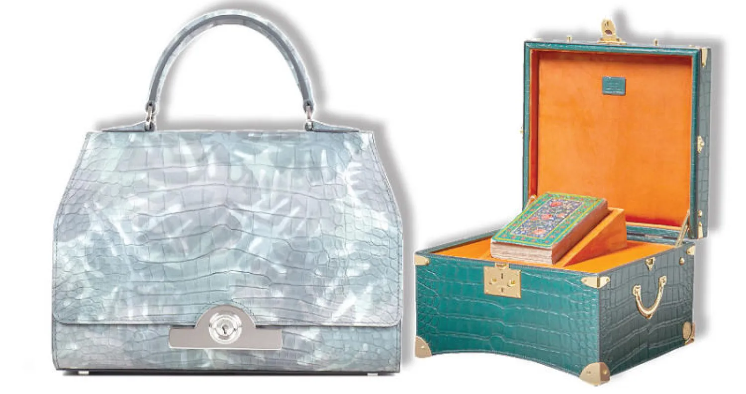 صندوق النور الذي يضم مصحفاً يعود تاريخه إلى 1725  - حقيبة «ريجان»  من جلد التماسيح