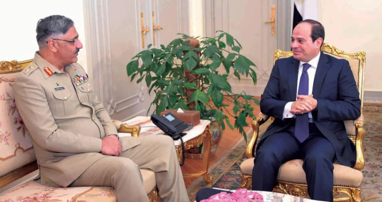 السيسي يلتقي رئيس أركان الجيش الباكستاني («الشرق الأوسط»)