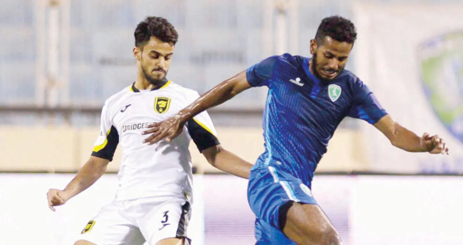 من إحدى مباريات الفتح في الدوري السعودي («الشرق الأوسط»)