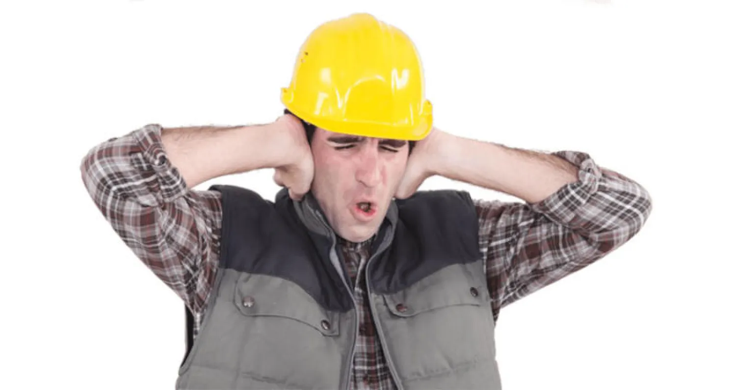 الضوضاء في أماكن العمل ترفع ضغط الدم والكولسترول