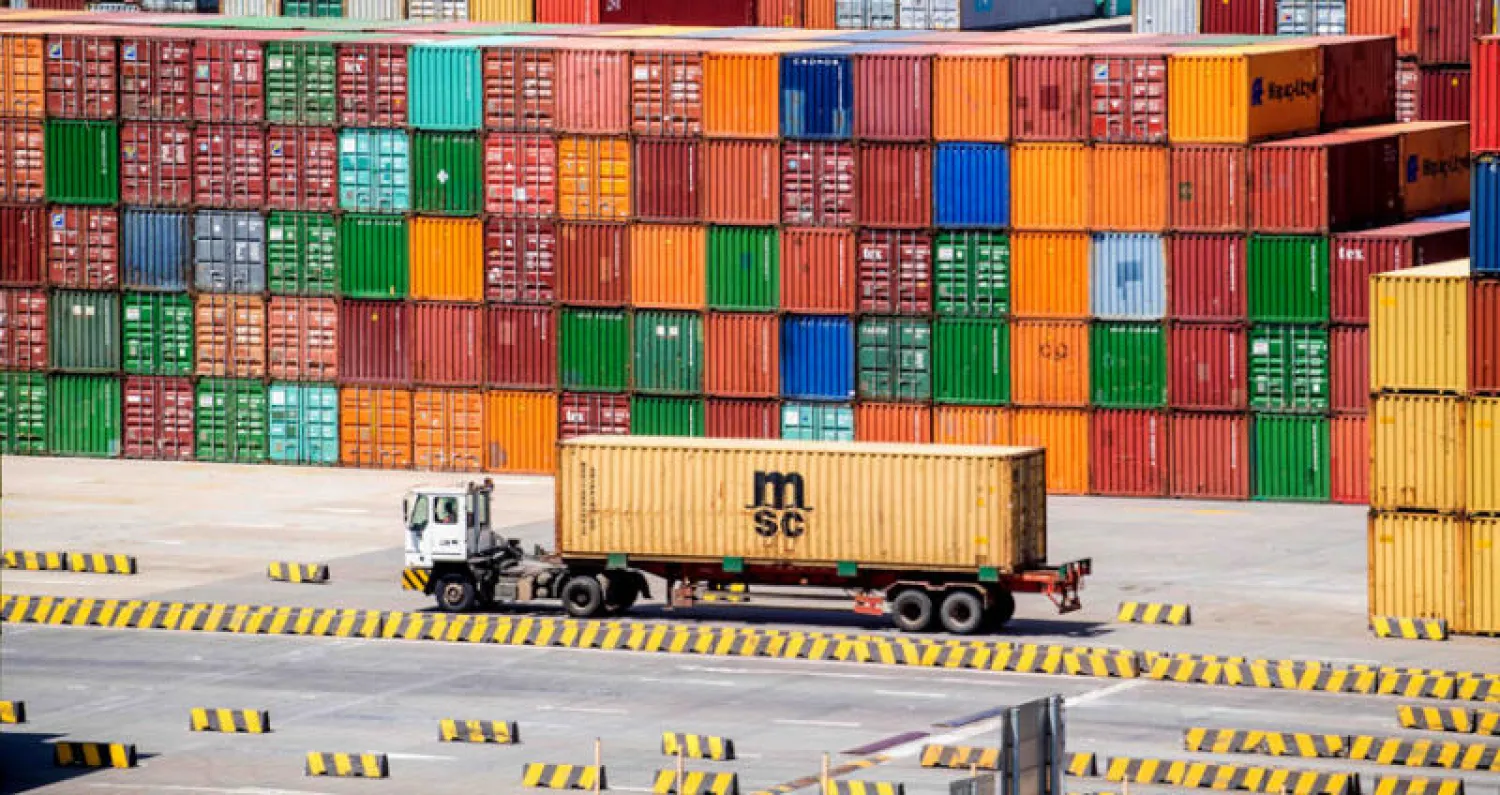 أصداء الحرب التجارية ما زالت متصاعدة بين الولايات المتحدة والصين (أ.ف.ب)