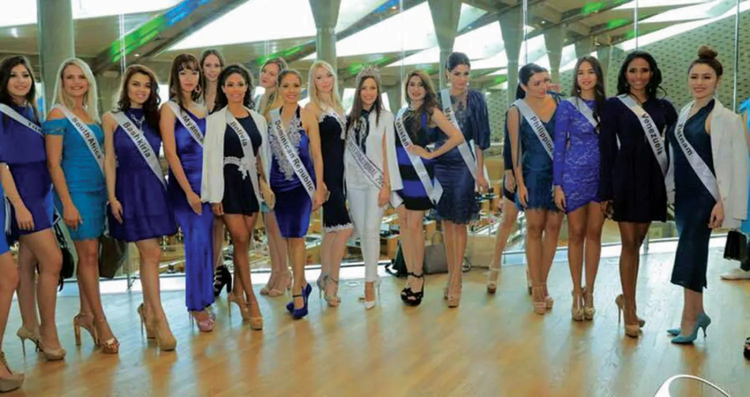 ملكات جمال العالم يزرن مكتبة الإسكندرية لتنشيط السياحة