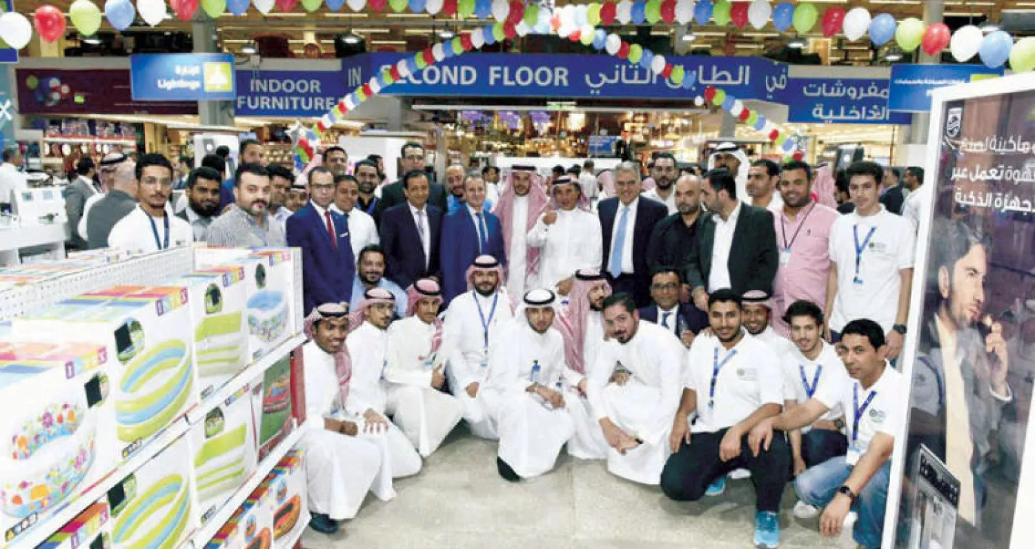 «ساكو» تفتتح قسماً لبيع الأجهزة الذكية في معارضها بالمملكة