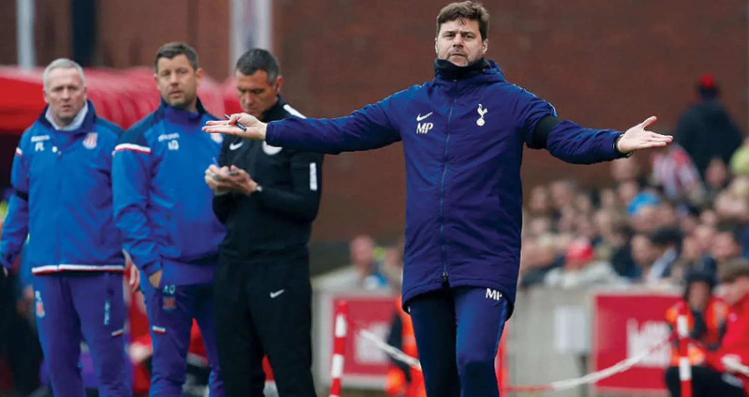 بوكيتينو اعترف بحاجة توتنهام لتقديم مستوى مستقر طوال الموسم للفوز بالألقاب (رويترز)