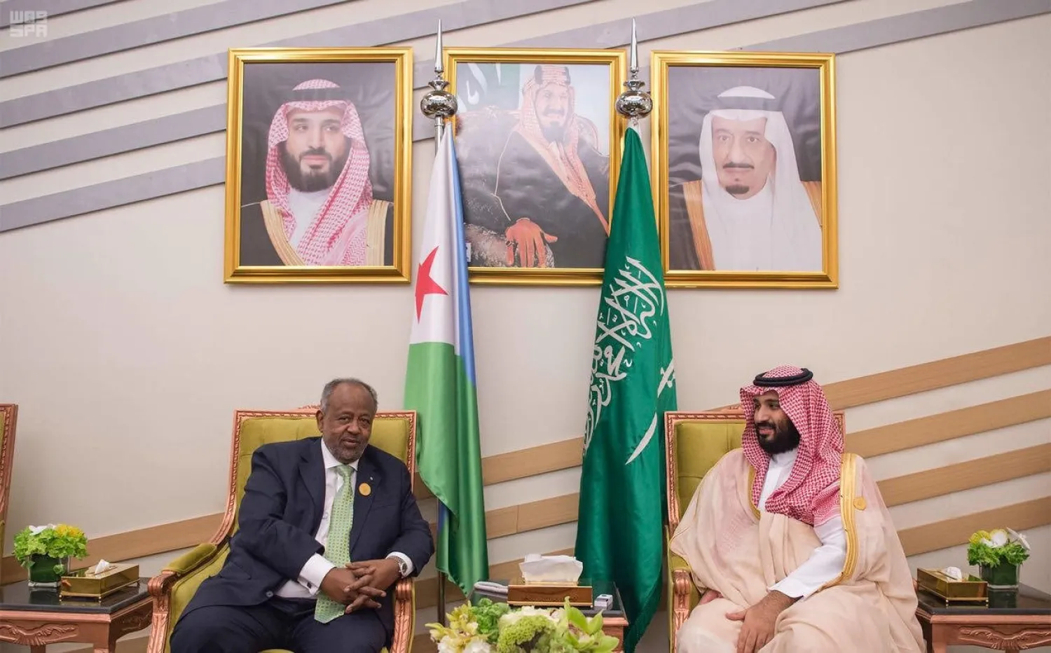 Saudi Crown Prince Meets Presidents of Sudan, Djibouti on Sidelines of ...