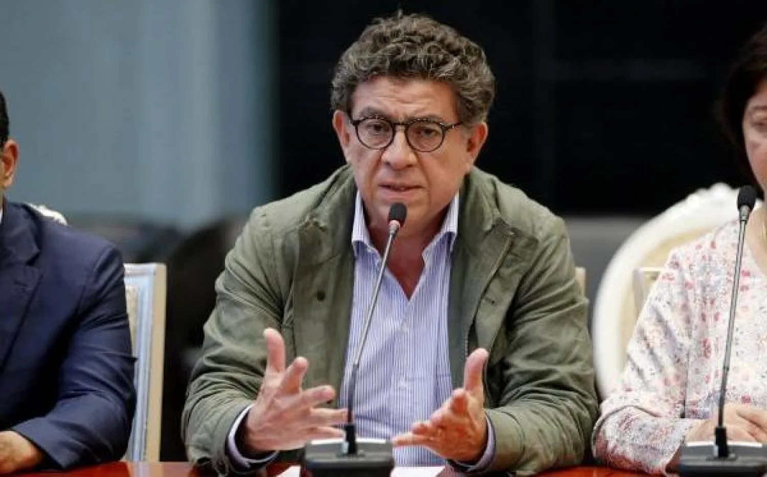 غوستافو ميزا رئيس مجلس الأمن الدولي لشهر إبريل يتحدث خلال مؤتمر صحافي بعد زيارة إلى ميانمار (إ.ب.أ)