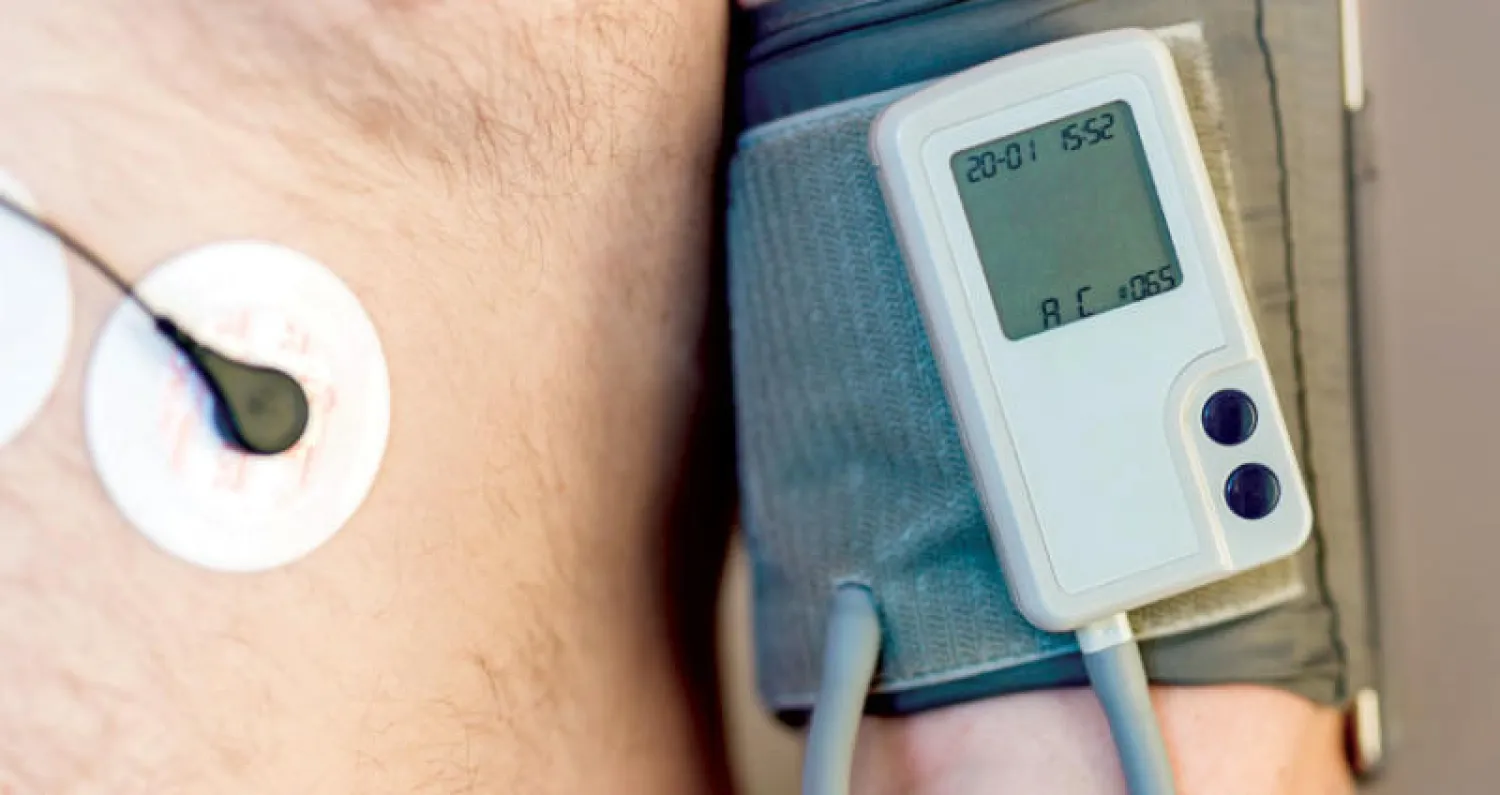 قياس ضغط الدم طوال اليوم يرصد «الحالات المقنّعة»
