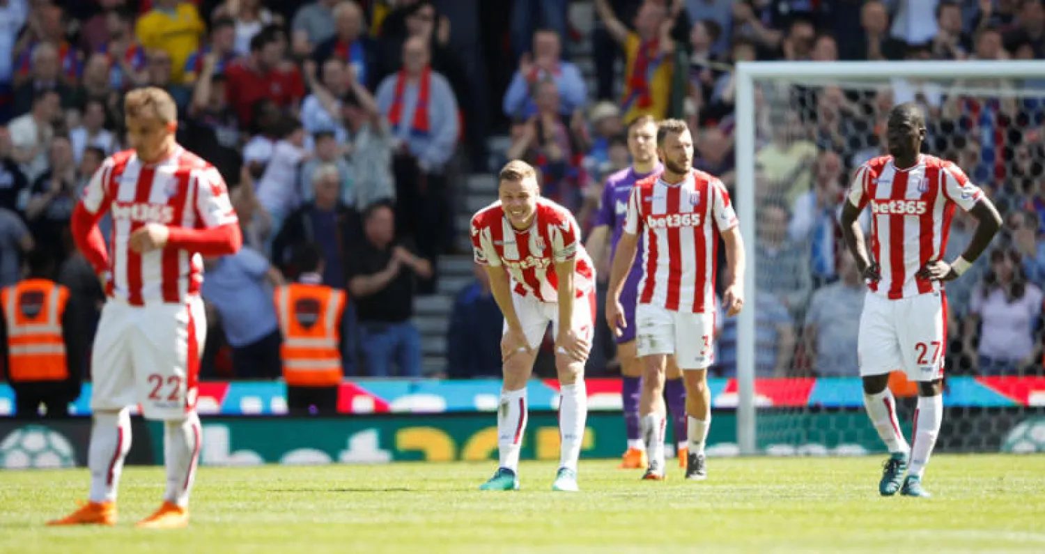 ستوك سيتي أول الهابطين من دوري الأضواء (رويترز)