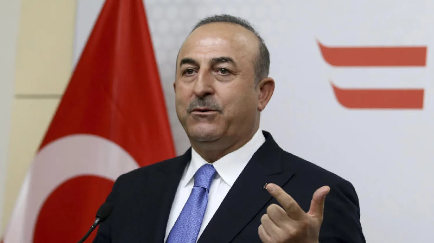 وزير الخارجية التركي مولود جاويش أوغلو (أ.ب)