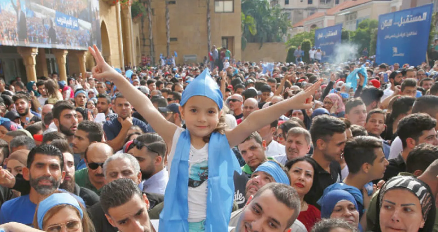 مشاركون في احتفال أقامه مناصرو تيار «المستقبل» في بيروت بنتائج الانتخابات النيابية (أ.ب)