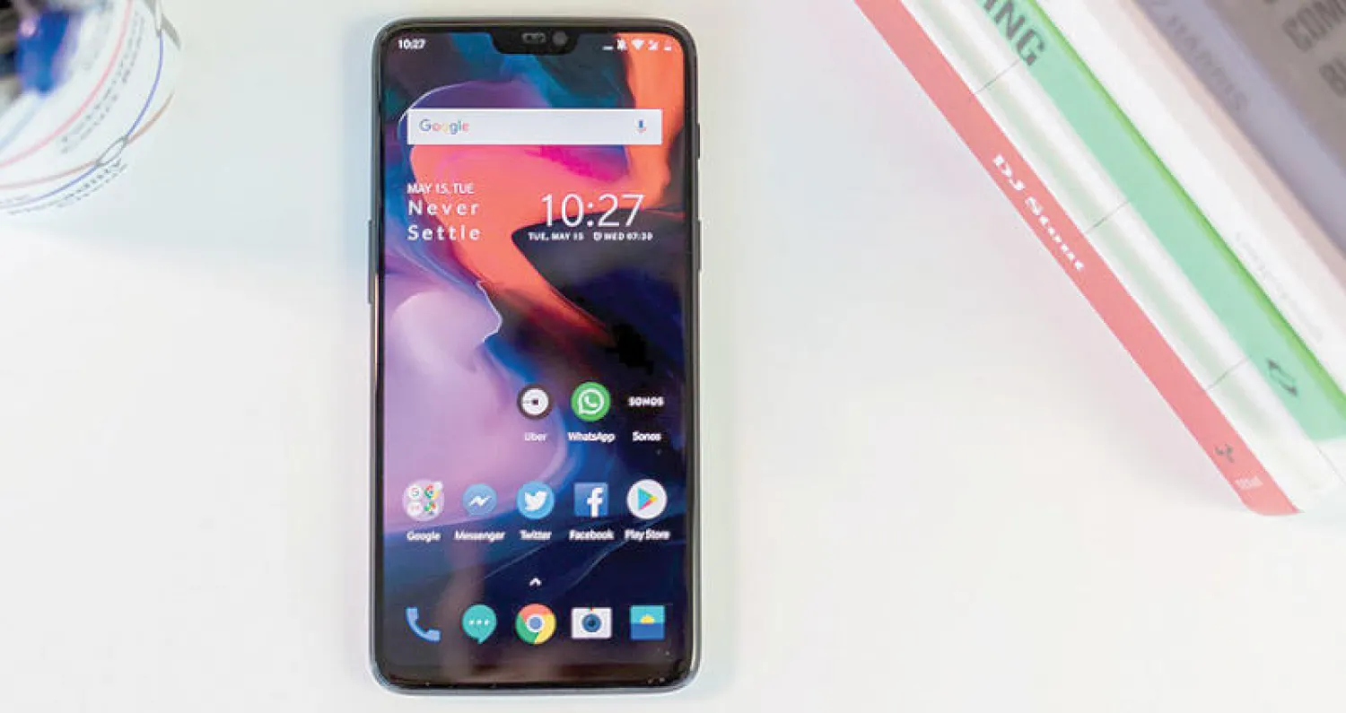 «ون بلس 6»... هاتف جديد  بتصميم مشابه لـ«آيفون 10»