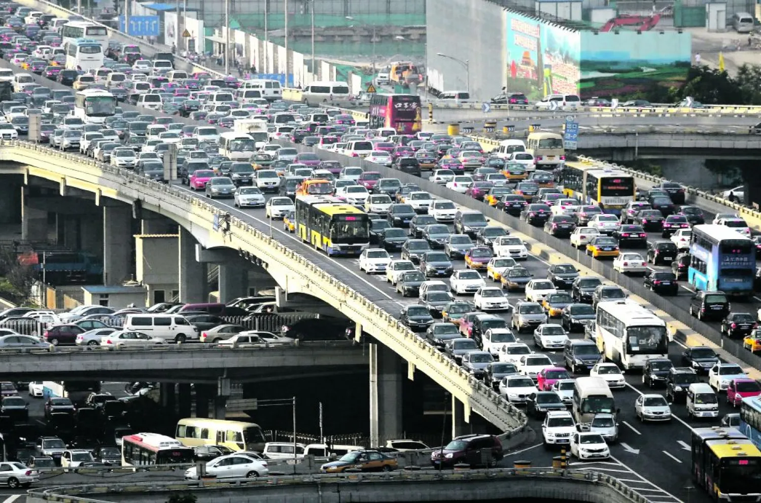 Rush-hour traffic in Beijing. Reuters file photo