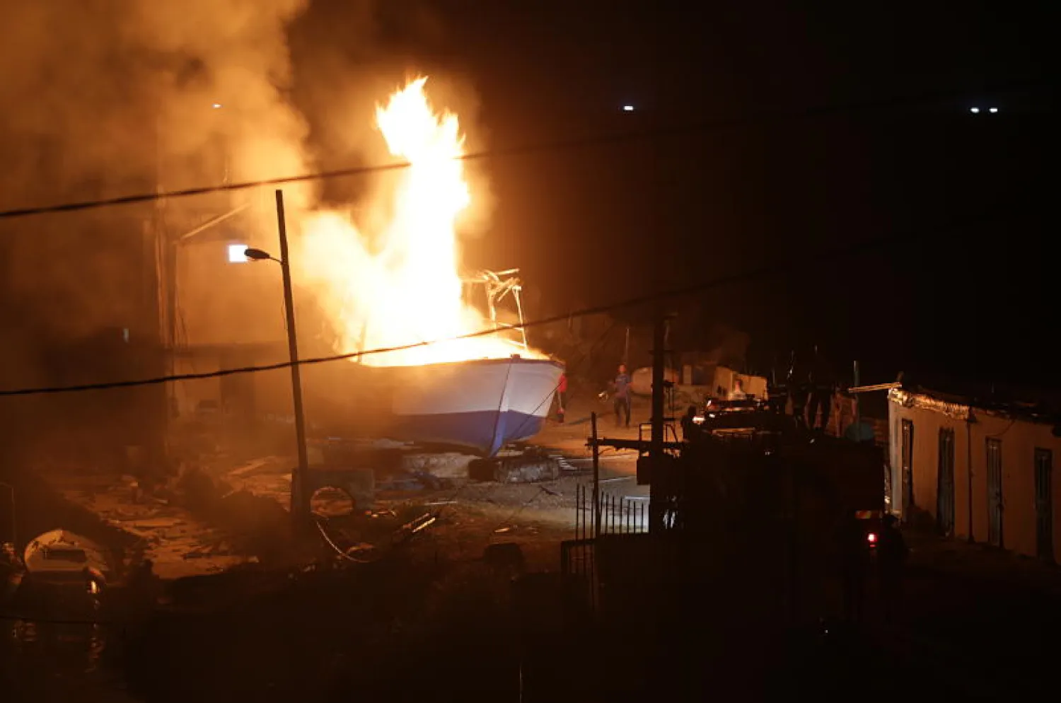 قصف إسرائيلي في قطاع غزة (إ.ب.أ)