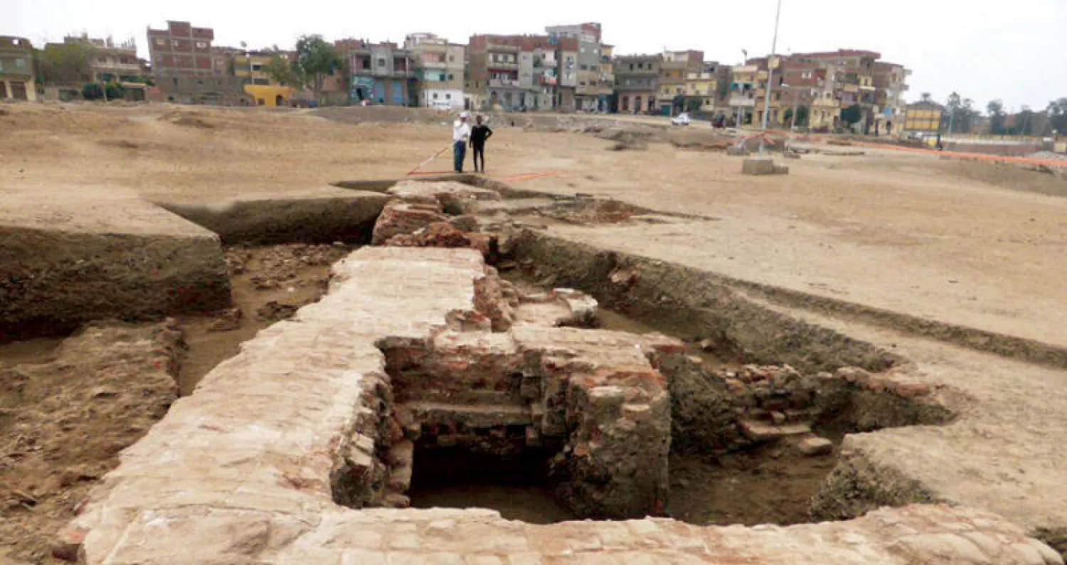 أعمال الحفائر في منطقة صا الحجر