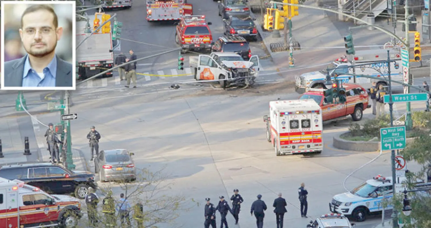 إجراءات أمنية مشددة في شوارع مانهاتن في نيويورك عقب حادث الدهس في نوفمبر 2017 (رويترز) - أيمن دين جاسوس «القاعدة» («الشرق الأوسط»)