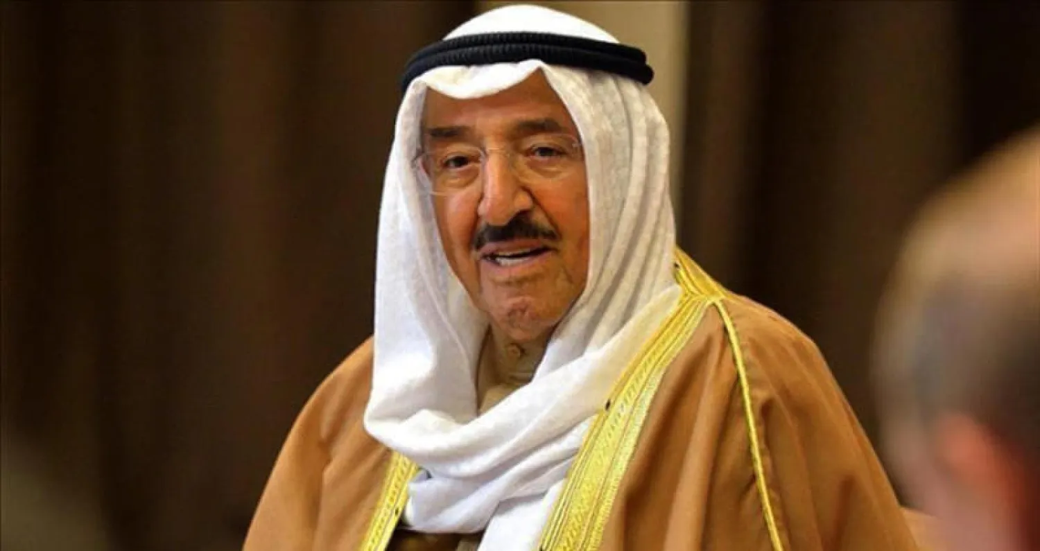 أمير الكويت يجري مباحثات مع أمير قطر