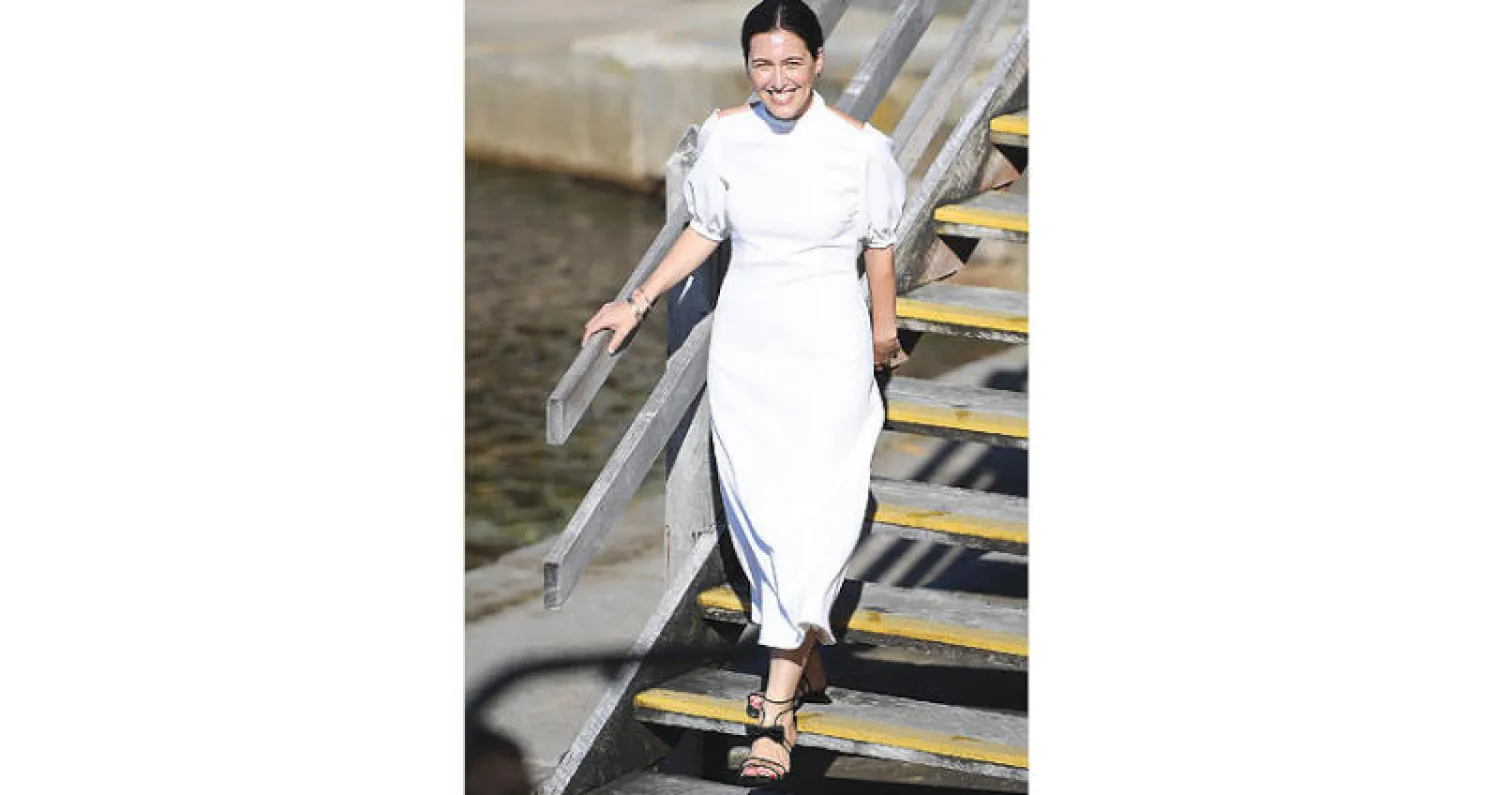 المصممة إميليا ويكستيد