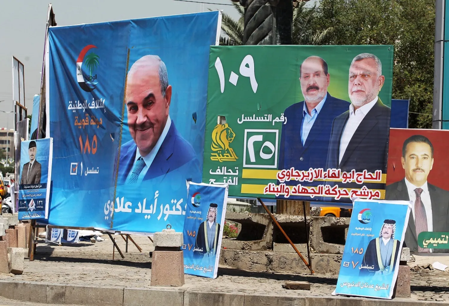 Iraqi elections posters. (AFP)