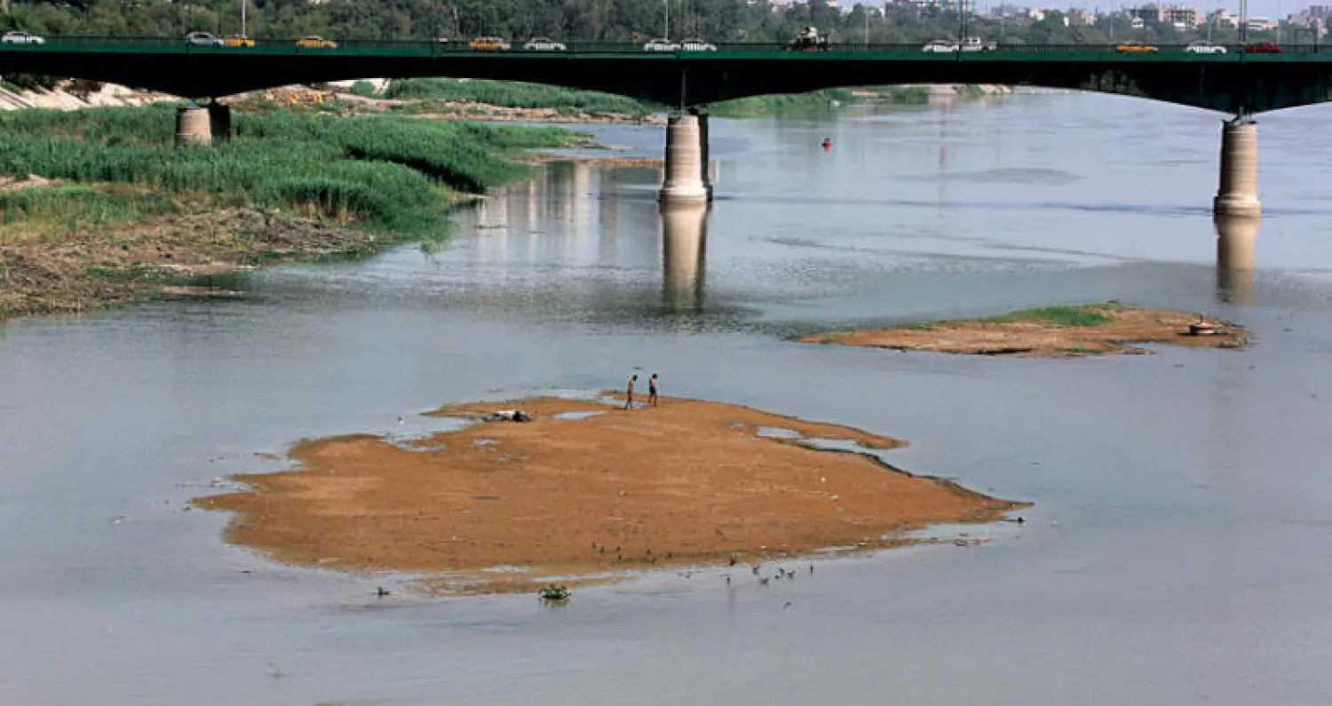 نهر دجلة كما بدا في بغداد أول من أمس (أ.ب)