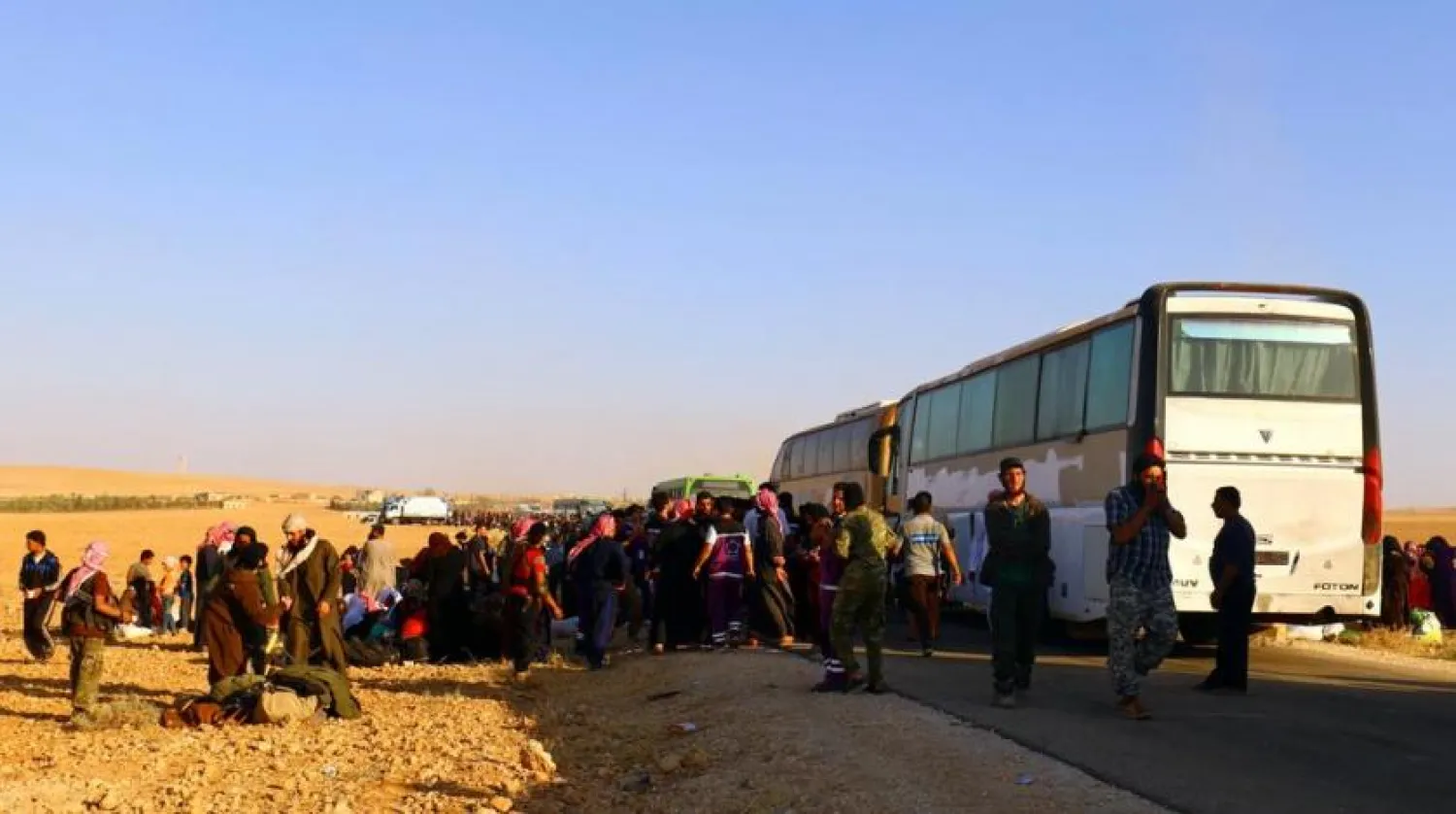 Syrian refugees arrive in Hama, Syria on August 3, 2017. Ammar Abdullah / Reuters