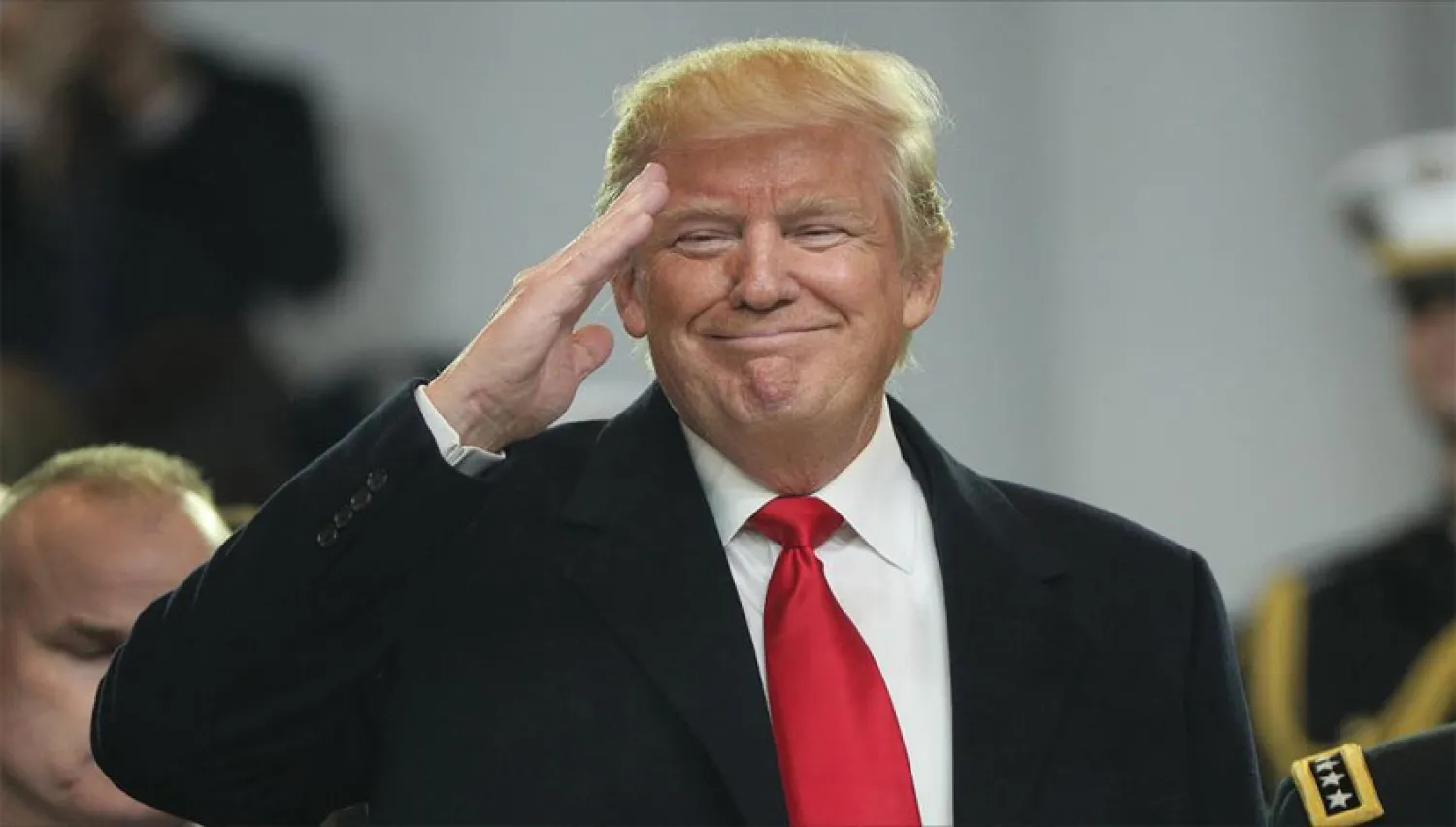 من «مزحات» الرئيس ترمب