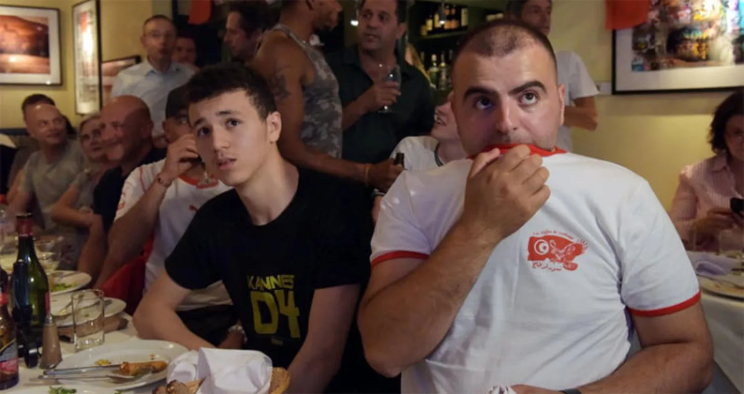 ماذا حدث داخل مقهى تونسي في لندن خلال مباراة إنجلترا؟