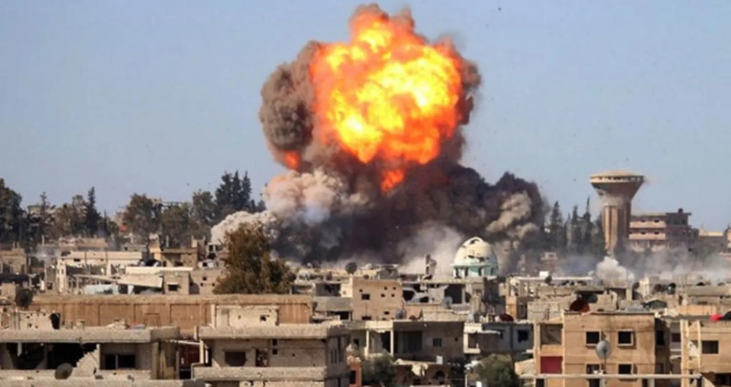 قوات النظام السوري تلقي «براميل متفجرة» على ريف درعا